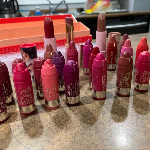 23 pc Lipstick Bundle - Picture 2 of 11
